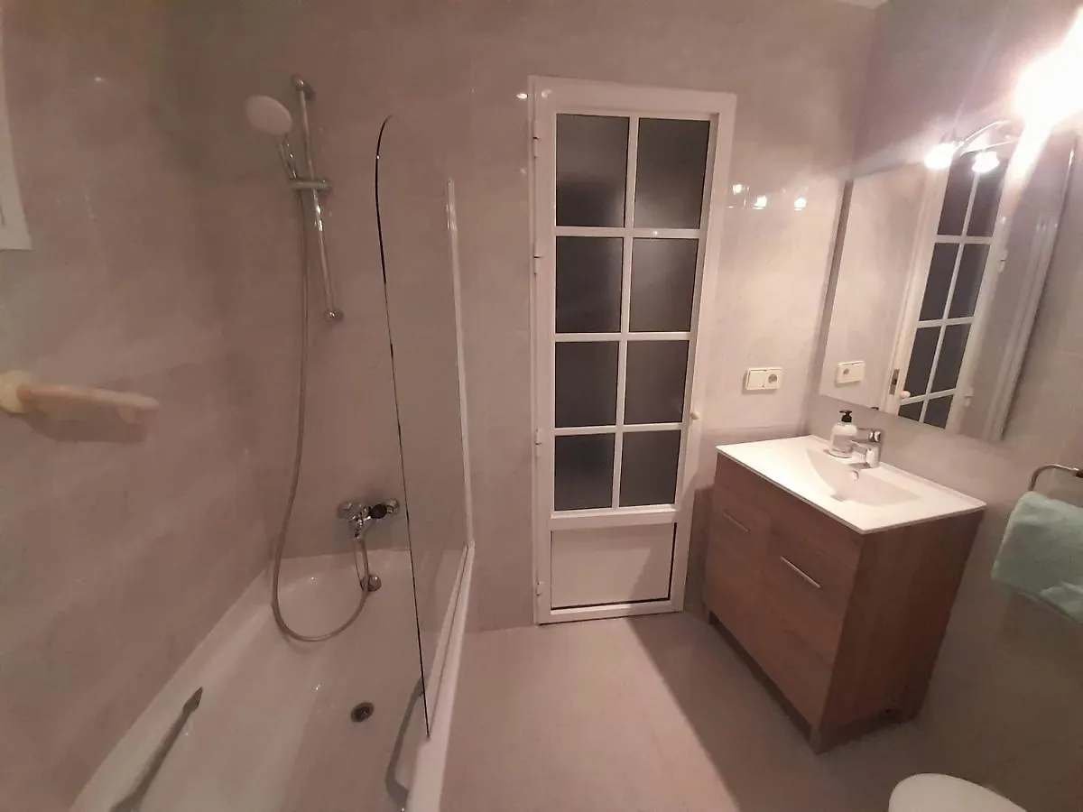 Apartment With Pool Near The Beach Marbella