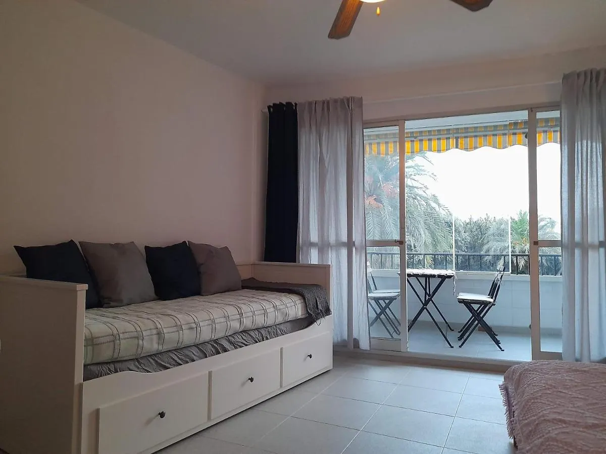 Apartment With Pool Near The Beach Marbella