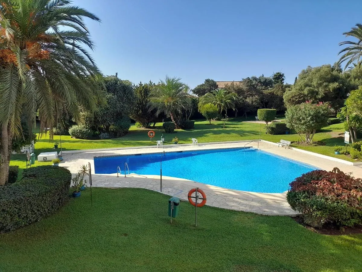Apartment With Pool Near The Beach contacts