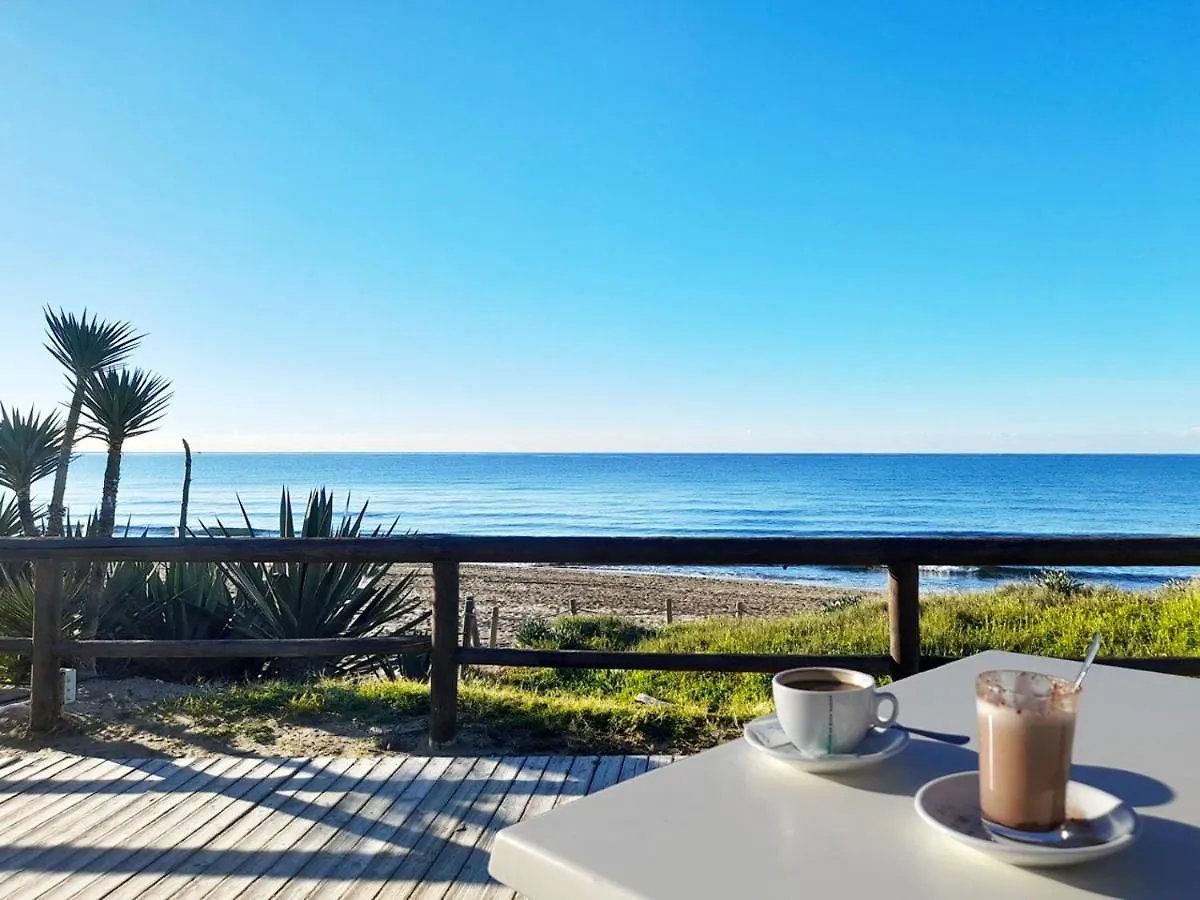 Apartment With Pool Near The Beach Marbella