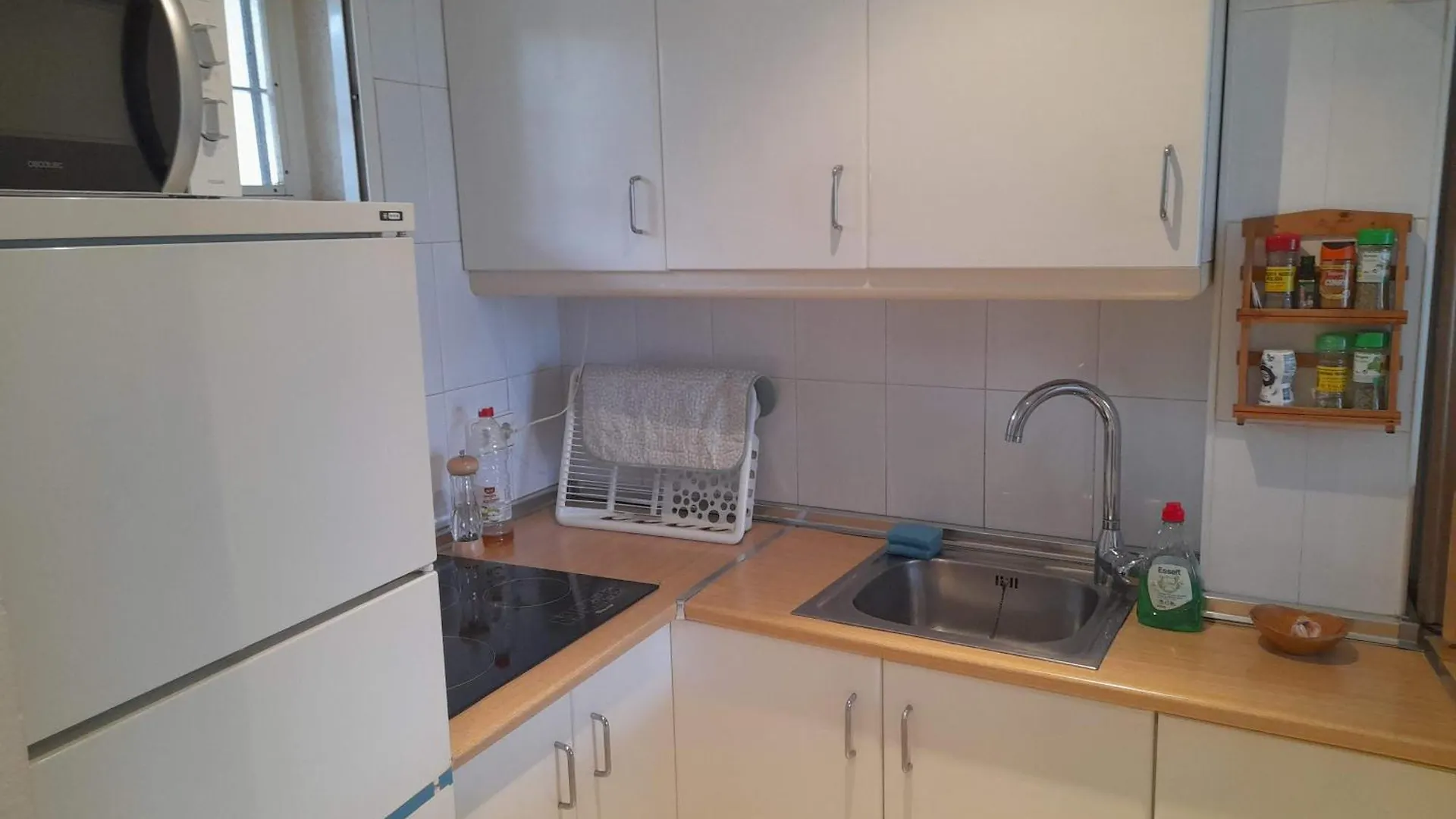 Apartment With Pool Near The Beach Marbella